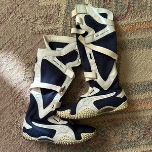 RARE PUMA x BMW Sauber F1 team racing boot.